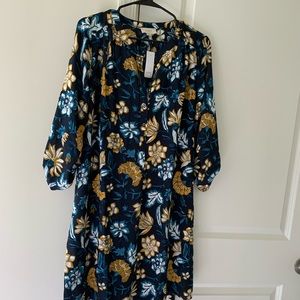 Flower design dress medium size